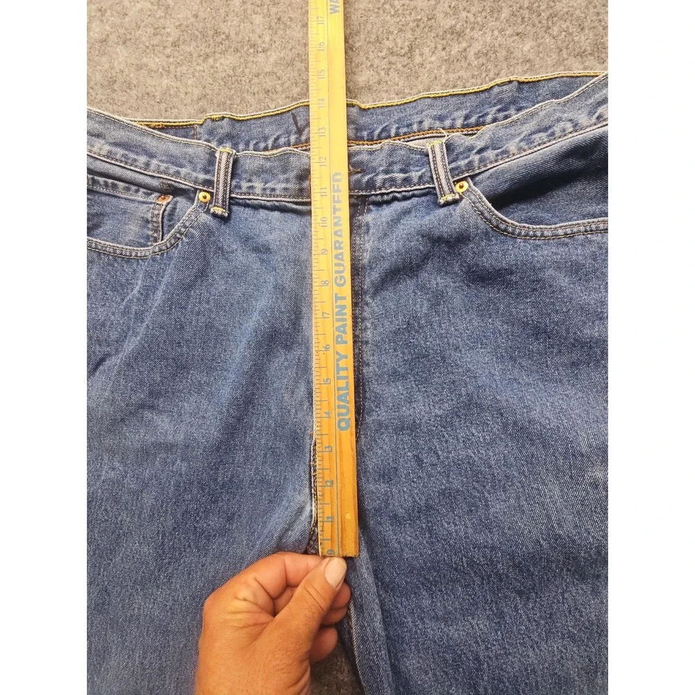 Levis 550 Jeans Men 42x32 (40x31) Straight Leg Medium Wash